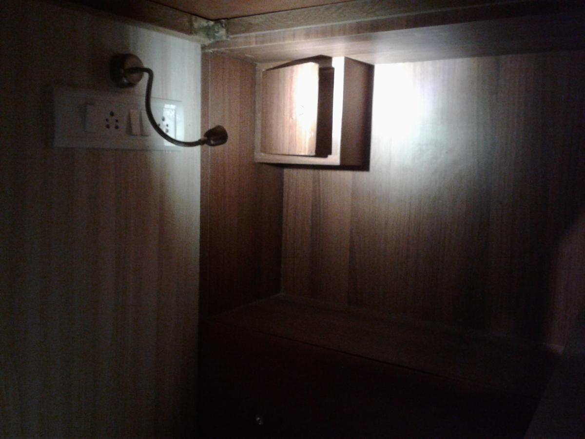 מומביי Classic Dormitory מראה חיצוני תמונה