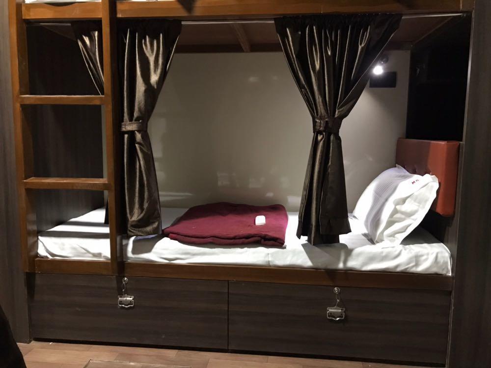 מומביי Classic Dormitory מראה חיצוני תמונה